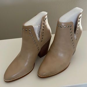 Rilista Women’s Boots Slip On Faux Suede Stacked Mid Heel Booties 5 Apricot